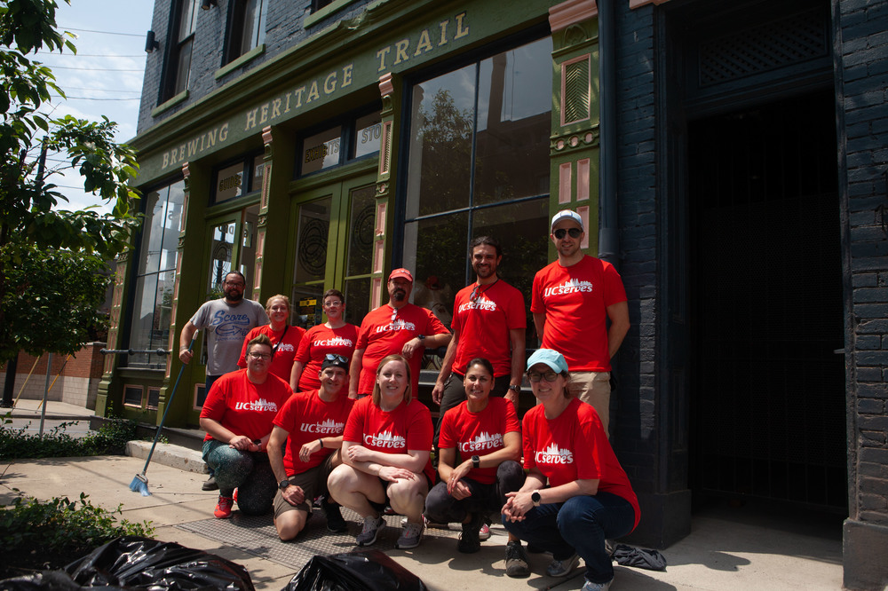 Group of UC employees on UC Serves day