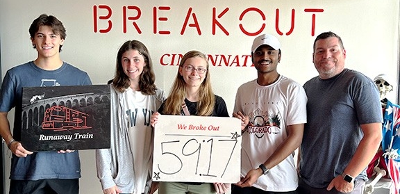 University Honors students celebrating at Breakout Cincinnati