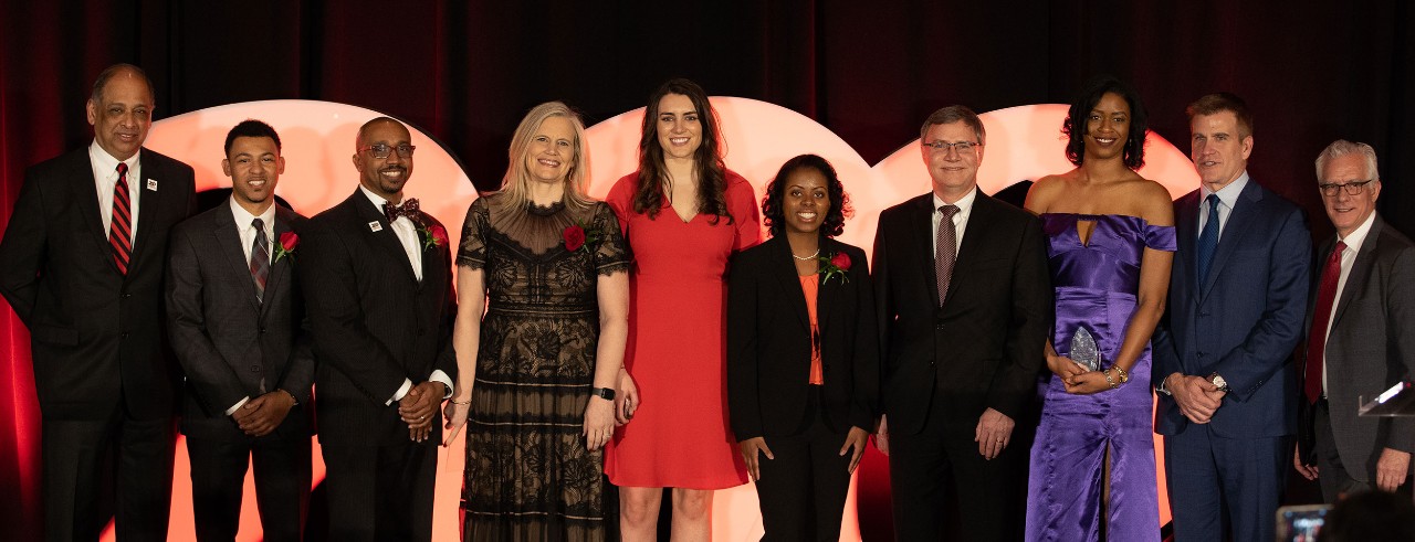 2019 Cincinnati Business Achievement Awards honorees, President Pinto, Dean Williams and President Landgren