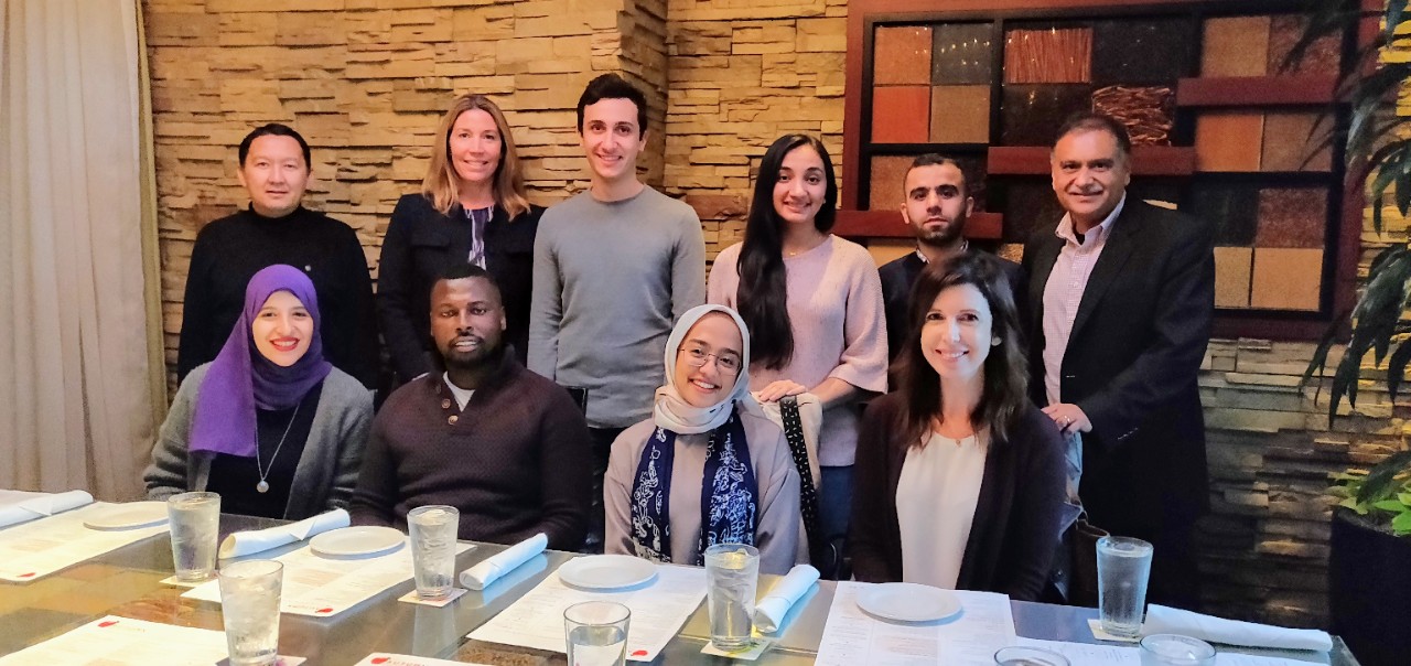 Fulbright students gather for dinner with Vice Provost Raj Mehta and Nationally Competitive Awards Director Jenny Hyest.