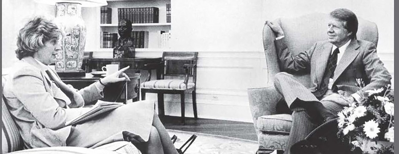Eula Bingham talking wit President Jimmy Carter 