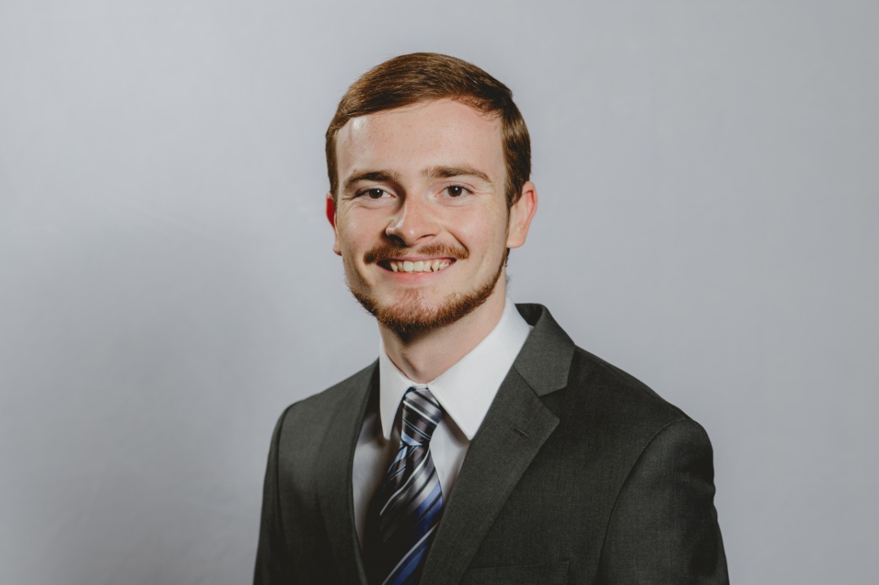 Logan Reichling headshot 