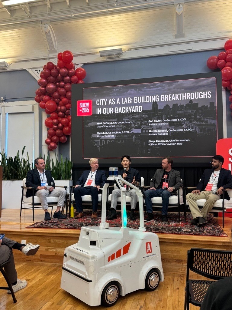 Airtrek's team speaks with Cincinnati Councilmember Mark Jeffreys