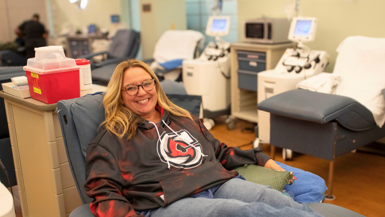 Cyclones hoodie on donor