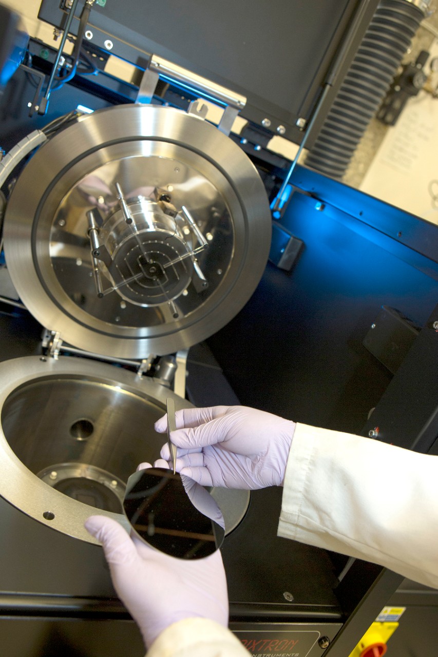 CEAS labs: Nanoworld and the nano labs of Dr. Mark Schulz and others