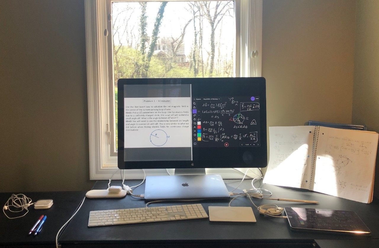 Prof. Sousa's home setup for distance learning