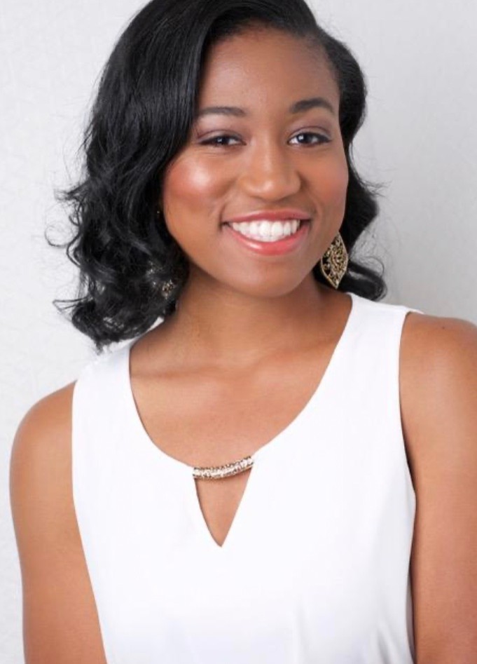 Headshot of By Joi Dean