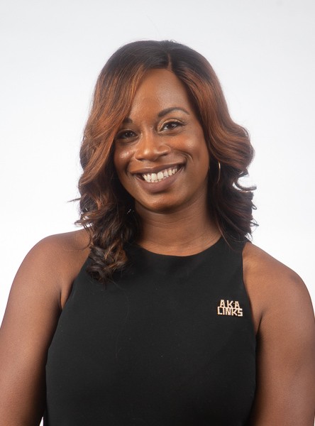 Whitney Gaskins, Bridge photo shoot for UC Magazine, in studio. UC/ Joseph Fuqua II