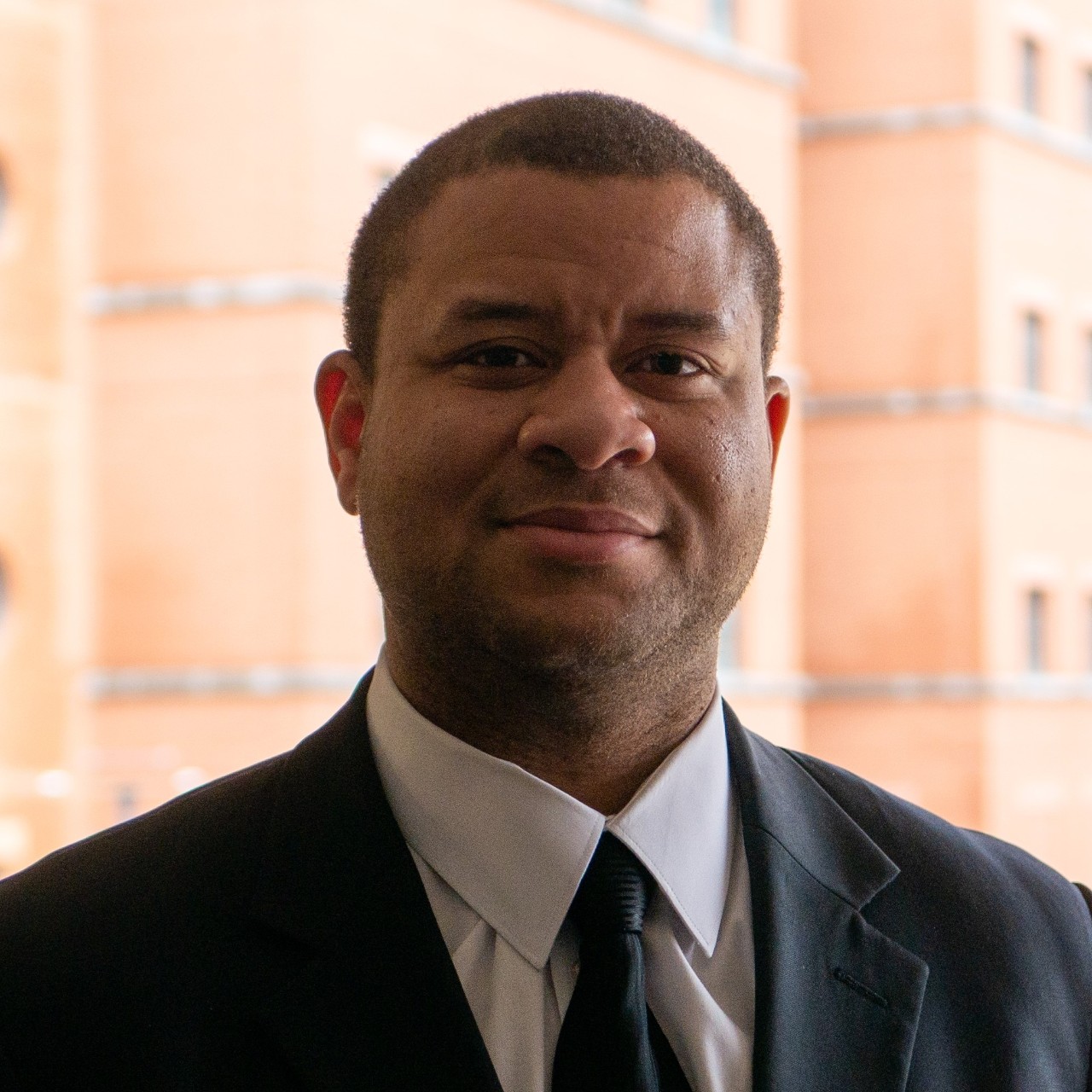 Orlando Hoilett headshot