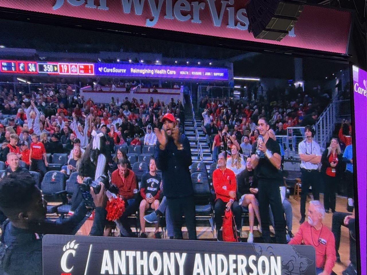 Black-ish actor Anthony Anderson shown at the UC vs. OSU exhibition basketball game