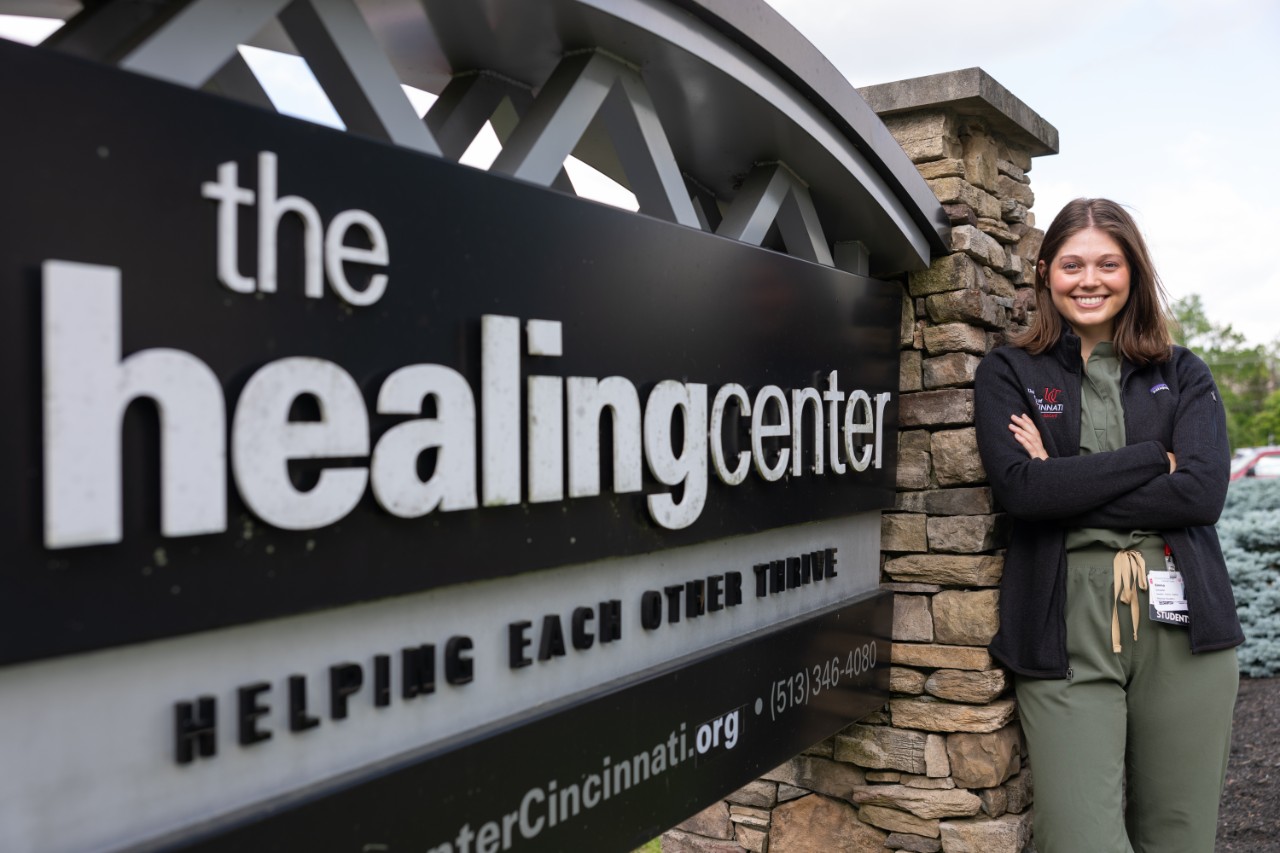 Faculty and students volunteer at a free clinic at the Healing Center.